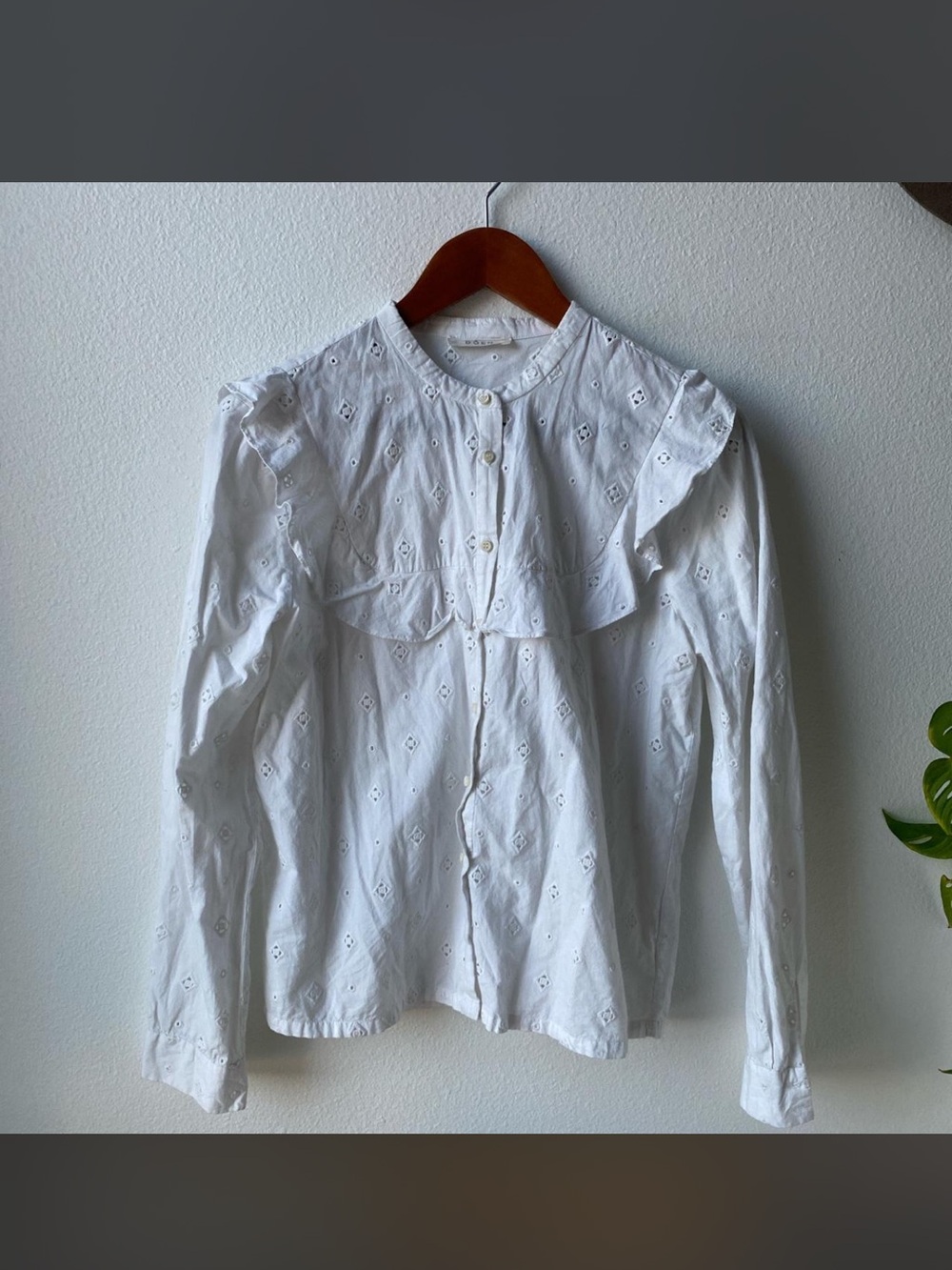 Doen Eyelet button down ruffle top